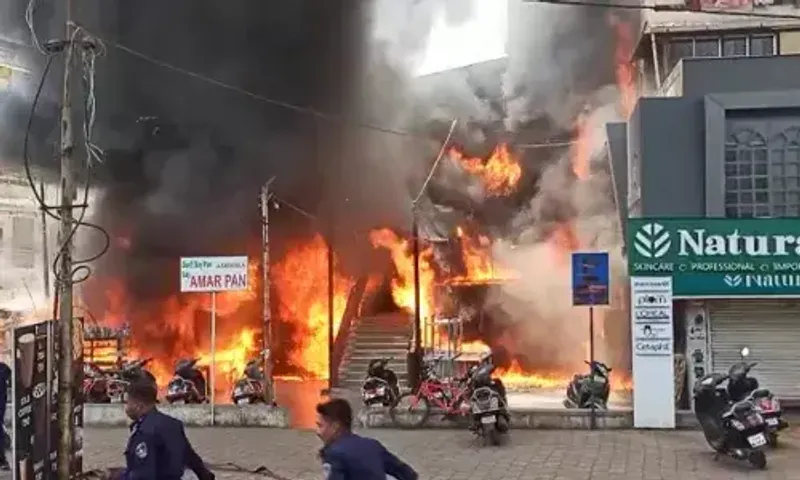 Vadodara: Firefighters rushed to the spot after a fire broke out in a shop at Karelibaug area