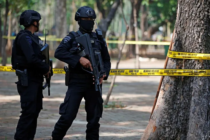 Police: Suspected grenade blast near Indonesia’s presidential palace