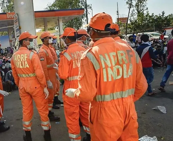 Teams of NDRF Vadodara unit deployed in 13 in Gujarat