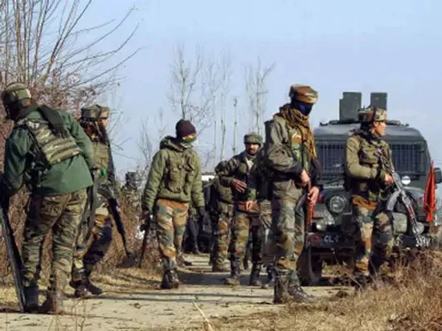 Four soldiers got injured in militant attack in Kulgam