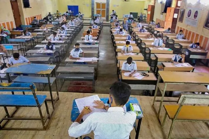 Schools started 9th and 11th standard from Monday after government guidelines