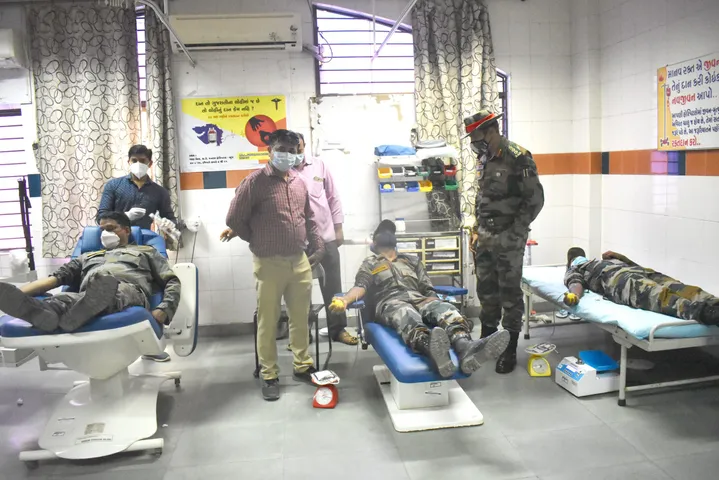 Blood Donation for Thalassemia Patients by Indian Army at Bhuj