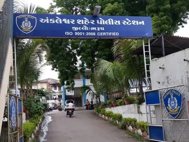 Ankleshar House Chori