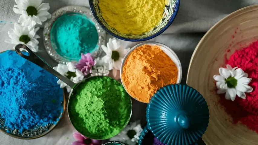 ORGANIC COLORS
