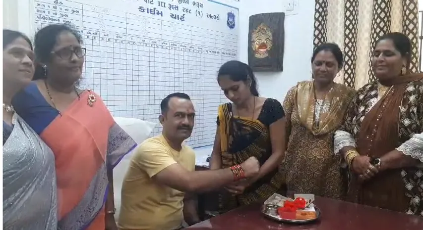 Amod Police Station Rakhi Celebration