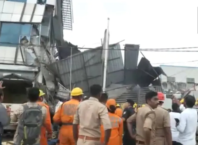 Lucknow Building Collapse