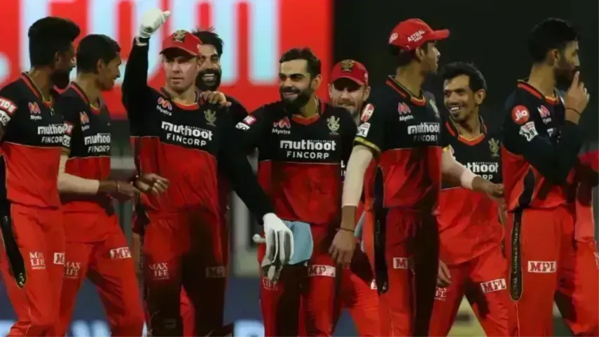 IPL 2023 પહેલા ફેન્સે RCBને આપી મોટી ભેટ, ટૂર્નામેન્ટના ઈતિહાસમાં આવી ત્રીજી ટીમ બનાવી..!