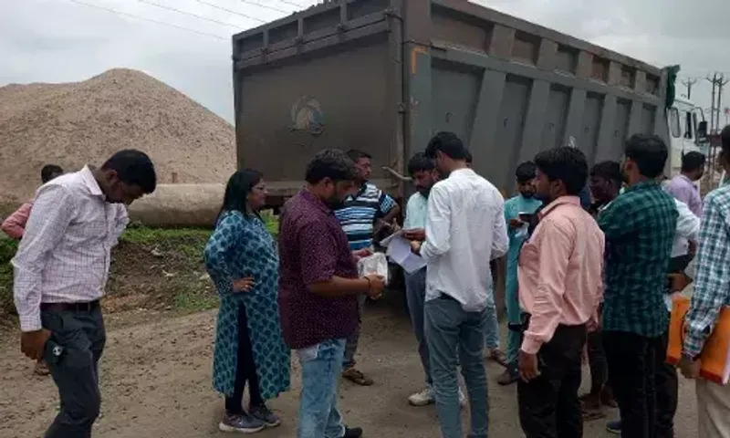 ભરૂચ: ઝઘડીયાના રાજપારડીમાં વાહન ચેકિંગ, ઓવરલોડ 10 વાહન ચાલકો ઝડપાયા
