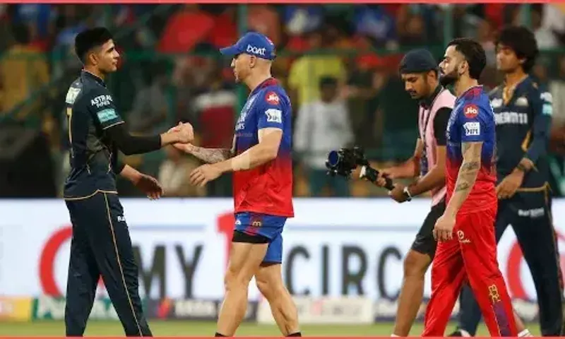 IPL: RCBએ ગુજરાત ટાઈટન્સને હરાવ્યુ, પ્લેઓફની આશા જીવંત