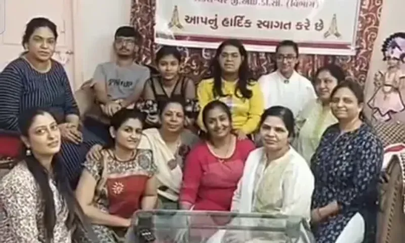 અંકલેશ્વર: શ્રી સમસ્ત ગુજરાત બ્રહ્મ સમાજની મહિલા પાંખ દ્વારા બોર્ડના વિદ્યાર્થીઓને શુભકામના પાઠવવામાં આવી