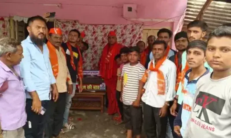 ભરૂચ : આમોદ પોલીસ મથકે પોલીસ જવાનો તેમજ આછોદ ગામે જંબુસરના ધારાસભ્યએ નિહાળ્યો “મન કી બાત” કાર્યક્રમ