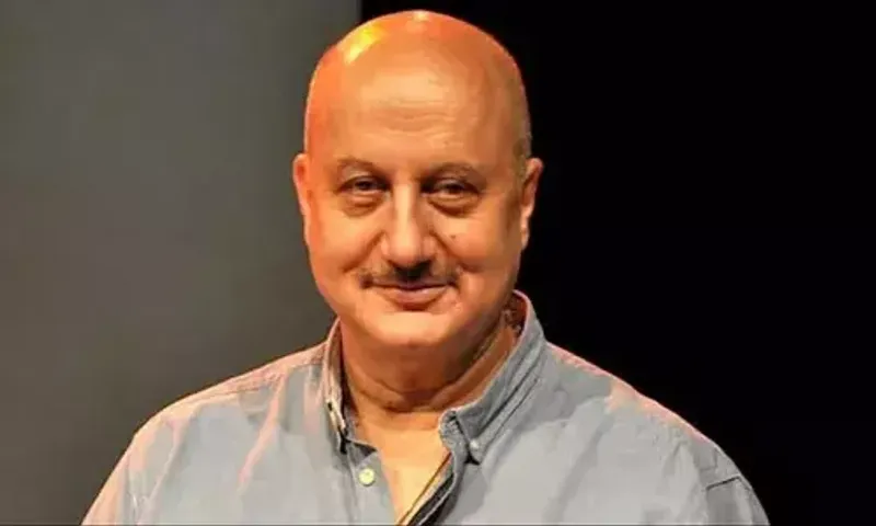 Anupam Kher Birthday : ચહેરા પર લકવો થયા પછી પણ તેણે એક્ટિંગ કરવાનું બંધ ન કર્યું, અનુપમ ખેરે કહી હતી તે વાતો..!