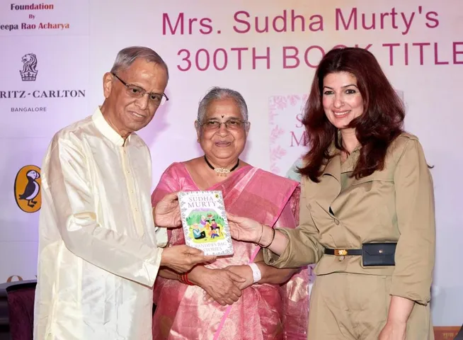 Narayana Murty, Sudha Murty and Twinkle Khanna 