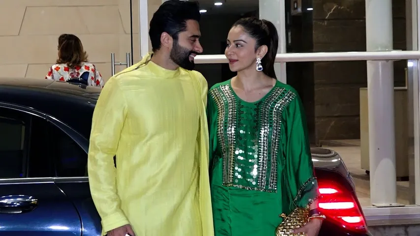 This couple was seen in color coordinated dress at Ali Abbas Iftar party