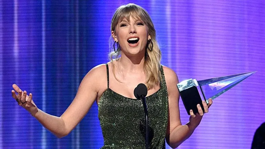 सिंगर Taylor Swift ने तोड़ा माइकल जैक्सन का रिकॉर्ड