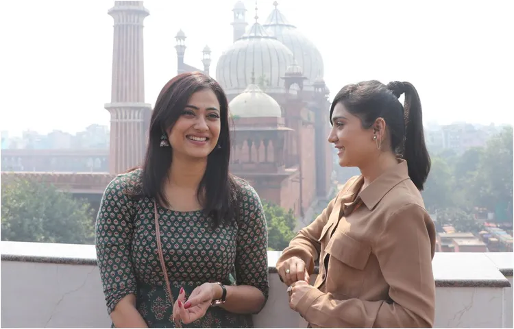 टीवी एक्टर्स श्वेता तिवारी और वरुण बडोला ने दिल्ली में की 'मेरे डैड की दुल्हन' की शूटिंग