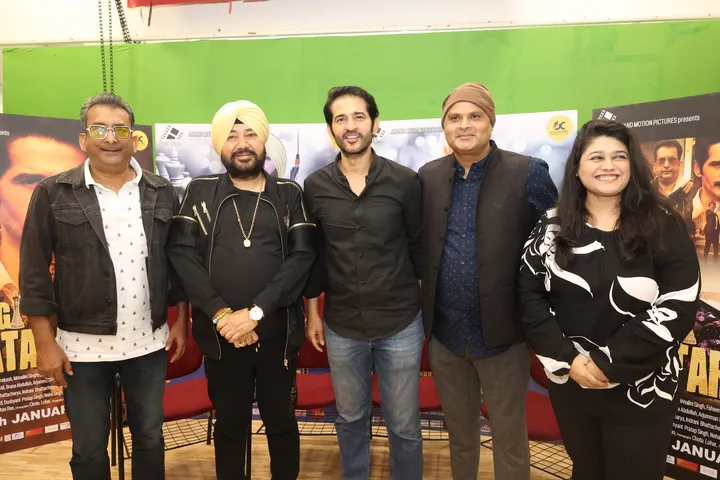 ज़ी म्यूजिक ने लॉन्च किया Daler Mehndi का नया गाना 'Gadbad Gadbad'