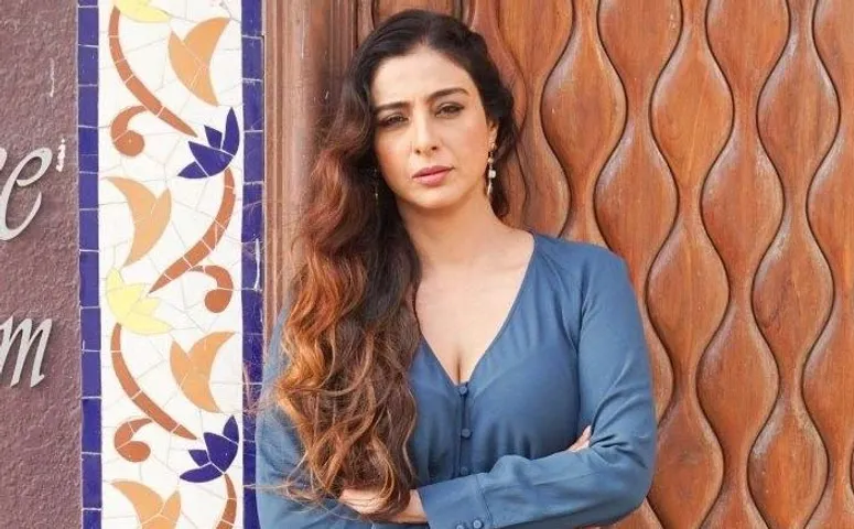 बॉलीवुड एक्ट्रेस Tabu ने फिल्म इंडस्ट्री में कम्पलीट किए 30 साल