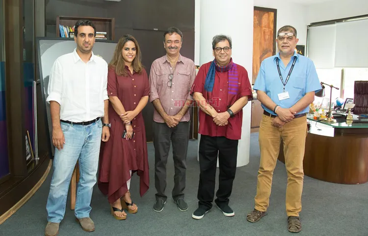 व्हिस्लिंग वुड्स इंटरनेशनल के 5 वें वेद सत्र में शामिल हुए डायरेक्टर राजकुमार हिरानी