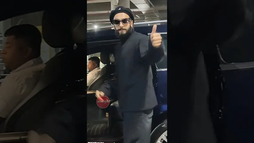 Ranveer Singh Spotted Exiting The Airport In An All Black Avatar