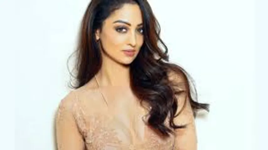 Sandeepa Dhar's intense rehearsal for 'Ik Mili Mainu Apsara' proves her dedication