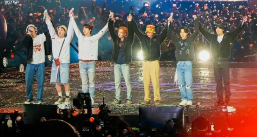 'See You In Seoul' Says BTS As They Wrap Up Their LA Concert, ARMY And BTS Celebrate Jin's Birthday Together.