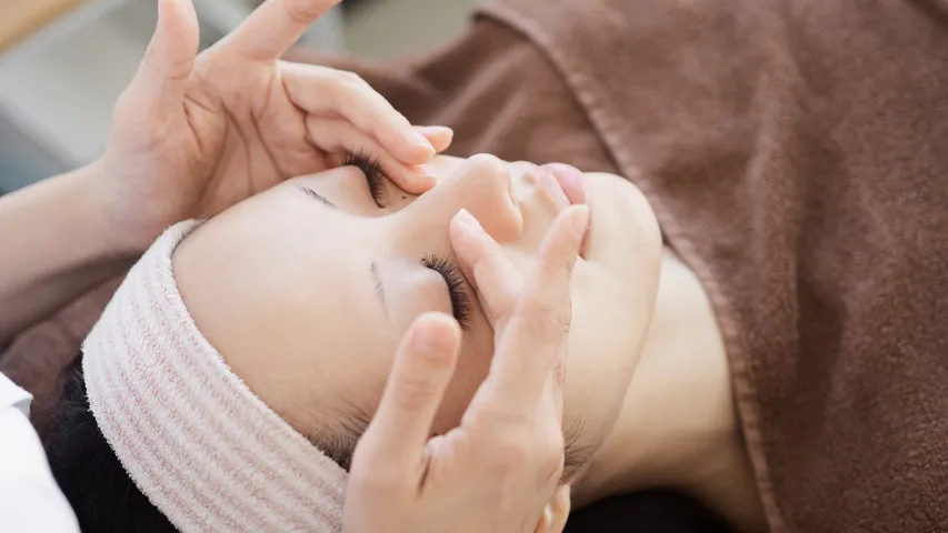 Face Massage 