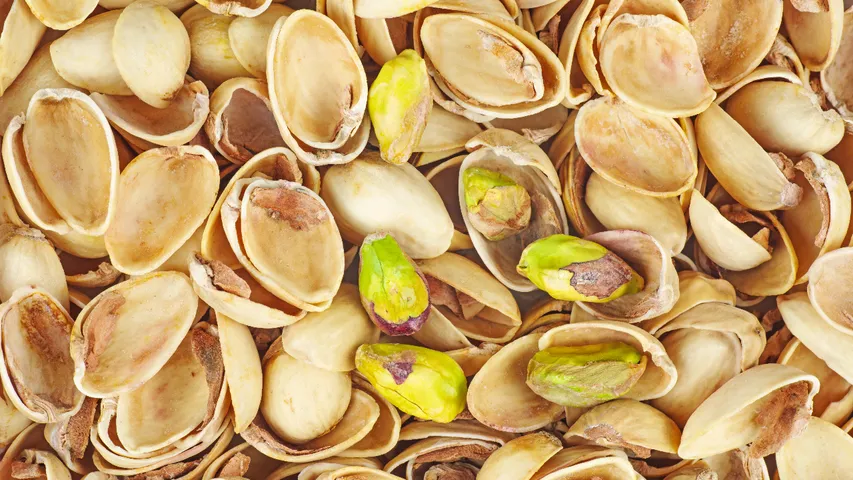 Pistachios Skins