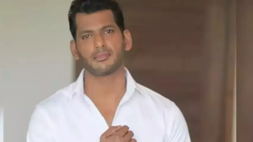 Hero Vishal: ప్రస్తుతానికి రాజకీయాల్లోకి రావడం లేదు..కానీ భవిష్యత్తులో రావొచ్చు!