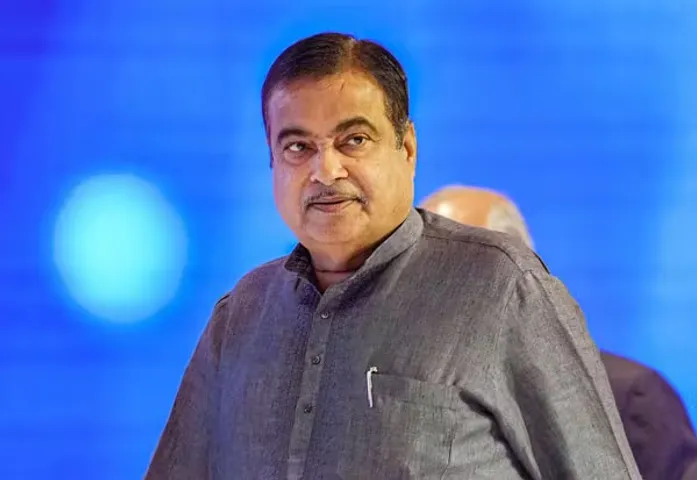 జీవిత, వైద్య బీమాపై పన్ను రద్దు చేయండి: నిర్మలమ్మకు నితిన్ గడ్కరీ లేఖ!