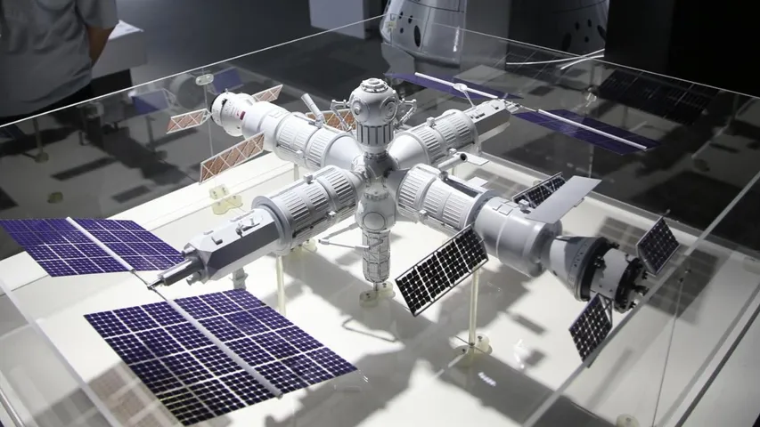 Space Station: 2033 నాటికి రష్యాకు సొంత స్పెస్ స్టేషన్ !