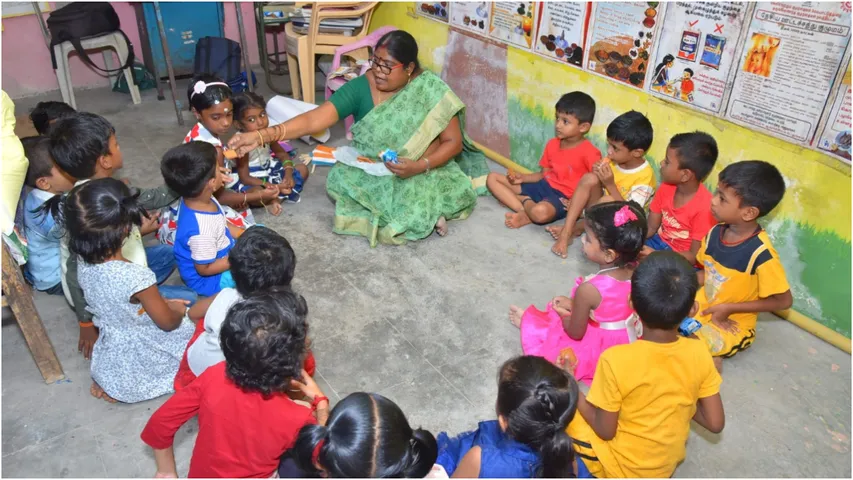 Anganwadi: నిరుద్యోగ మహిళలకు గుడ్ న్యూస్.. అంగన్‌వాడీ కేంద్రాల్లో 9వేల ఉద్యోగాలు!