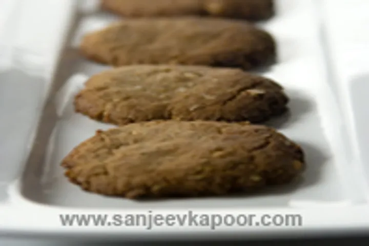 क्रन्ची पीनट कुकीज़