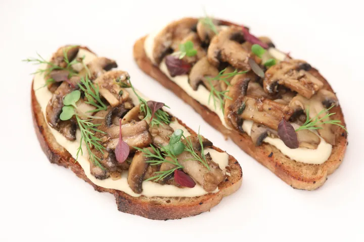 Mushroom Hummus Toast - YT