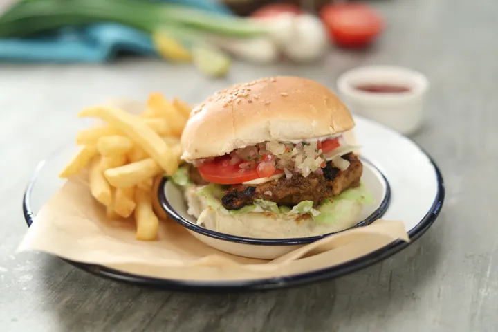 Jerk Chicken Burger - YT (1)