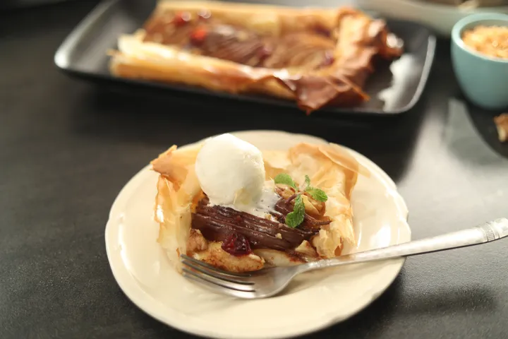 Pear and Brie Crackers - YT