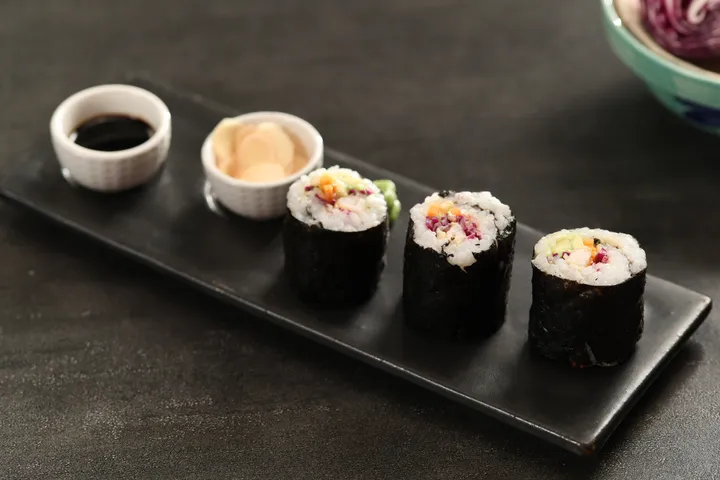 Prawn Tempura Sushi Roll - YT