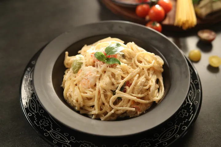 Creamy Prawn Pasta - YT