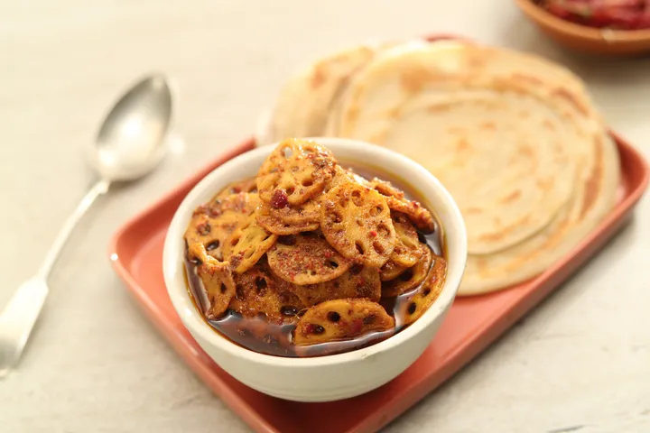 Kamal Kakdi Ka Achaar - YT