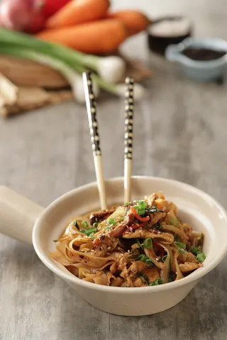 Spicy Chicken Flat Noodles 1 - YT