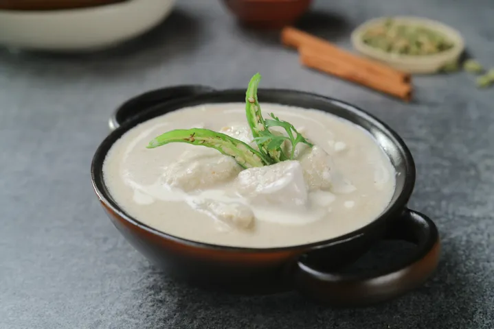 Cream Chicken 1 - YT
