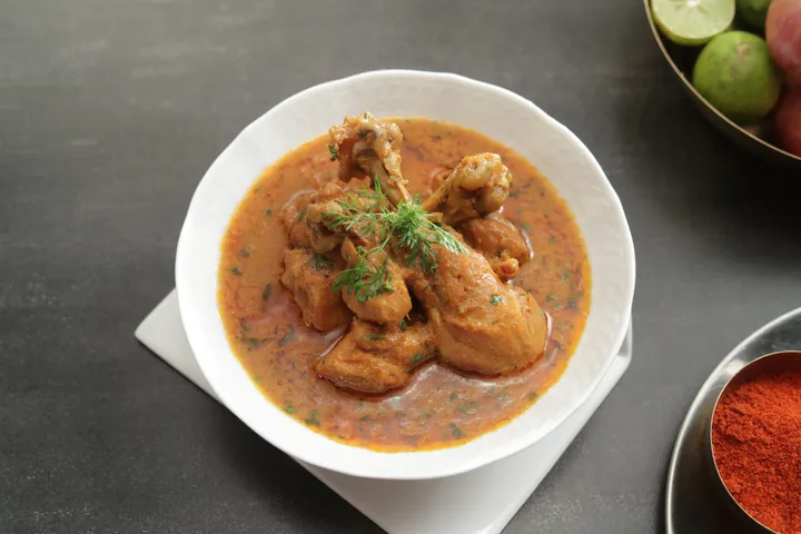 Pressure Cooker Chicken Curry - YT