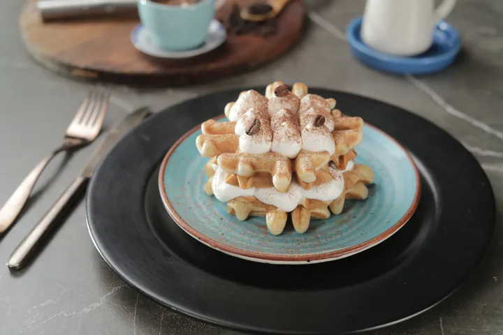 Tiramissu Waffles - YT