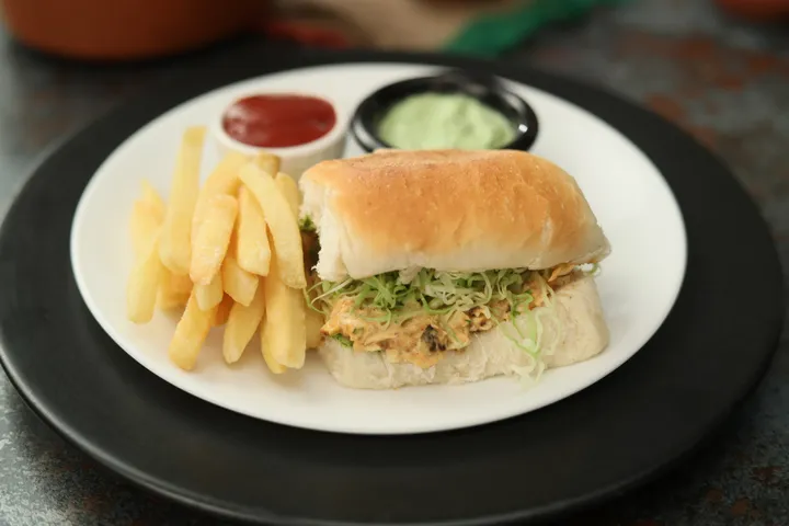 Homestyle Chicken Sandwich - YT