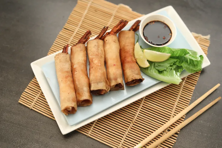 Wasabi Prawns Spring Roll 5