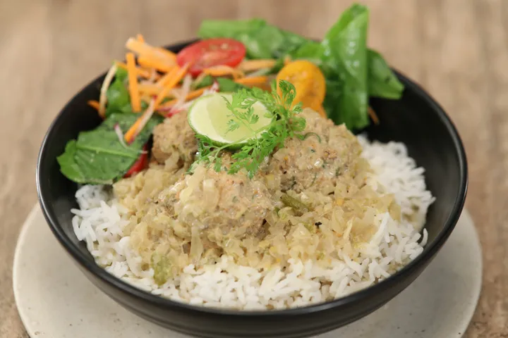Curried Meatball Curry 1 - YT