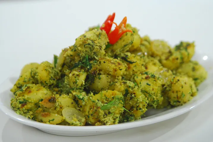 Angoor aur Aloo Ki sabzi - TT-22