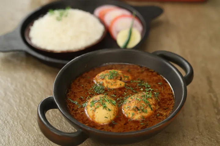 Kolhapuri Anda Curry - YT (2)