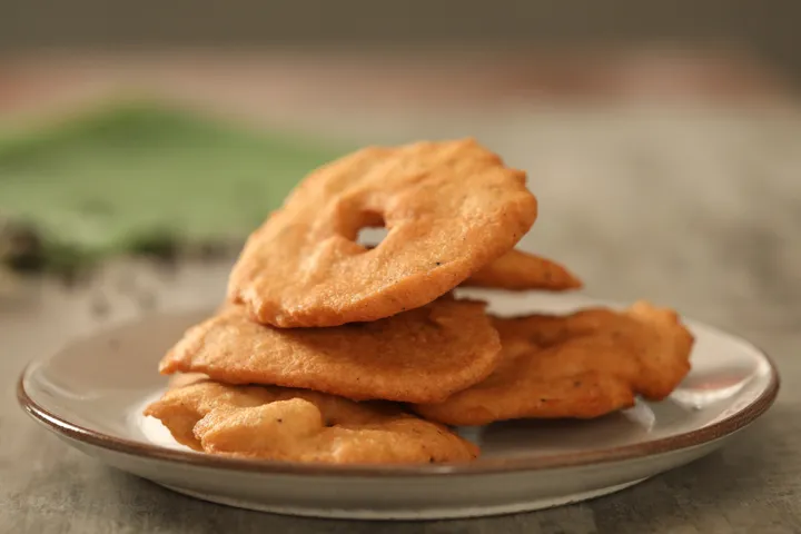 Milagu Vadai 1