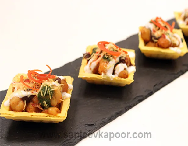 Chole Canapés